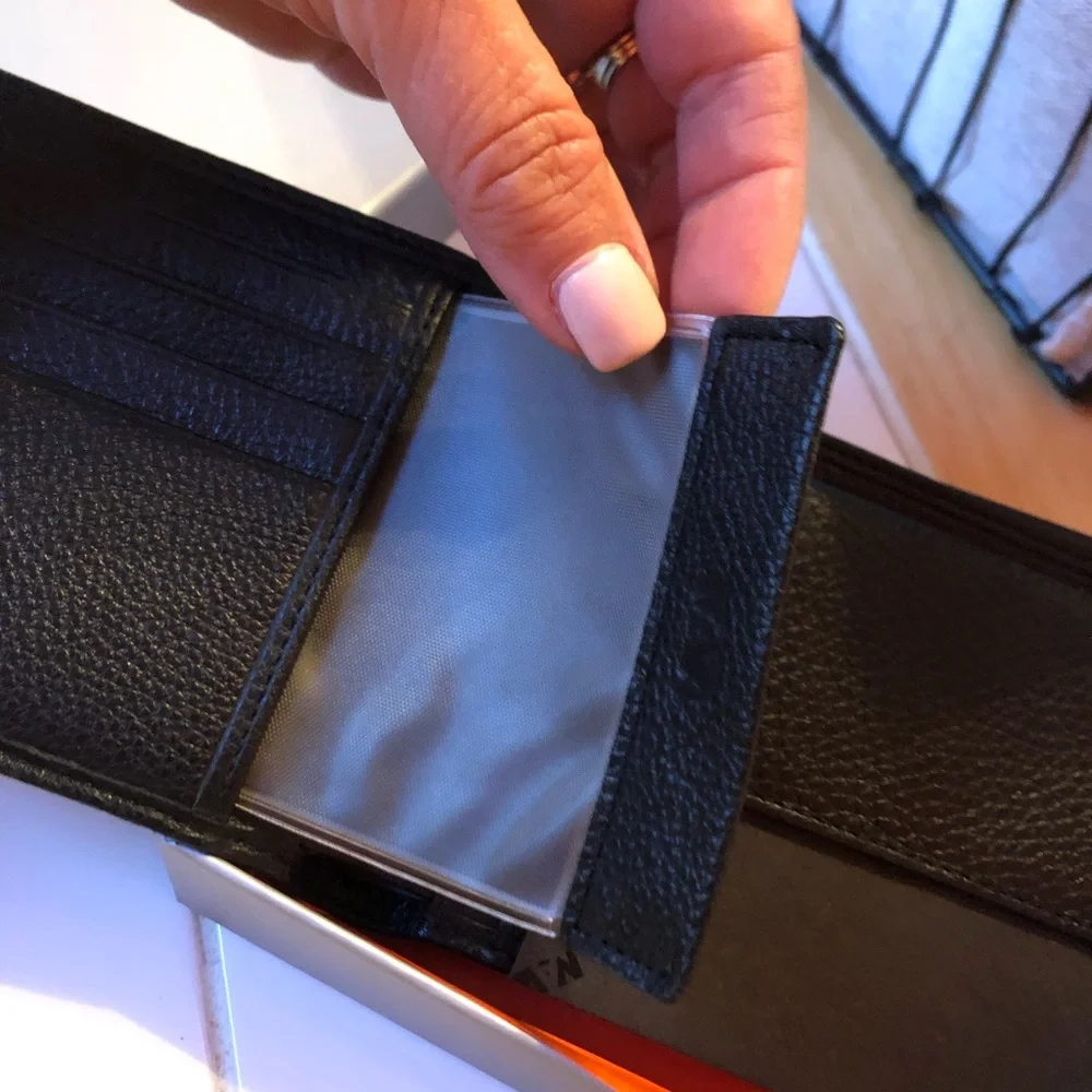 Nava Black Leather Mens Wallet